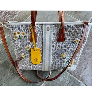 TORY BURCH Kerrington Small Zip Tote with Crossbody Strap